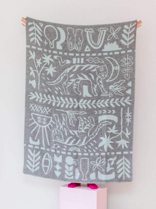 Tiger wool blanket - cosy throw